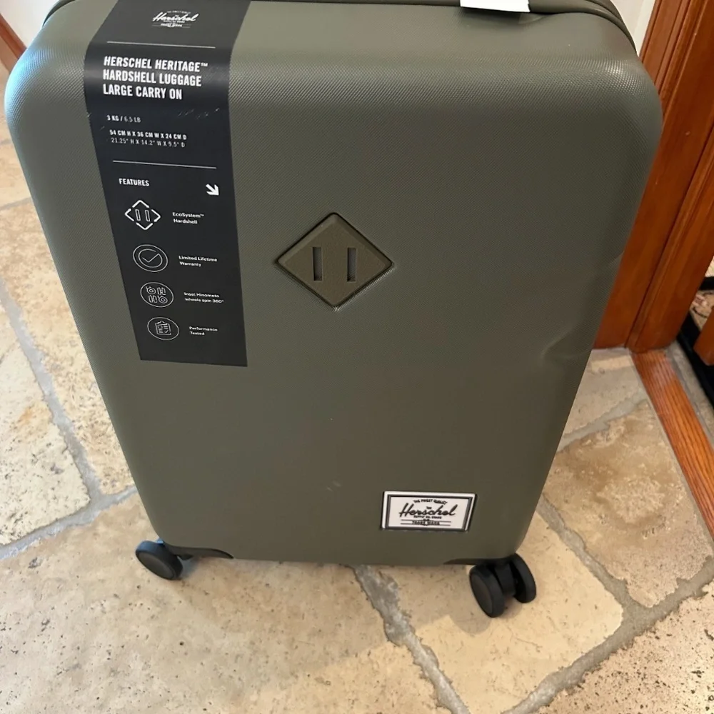 Herschel heritage hardshell, large carry-on suitcase
